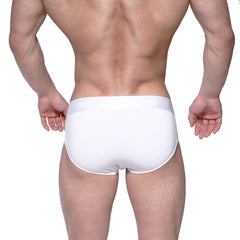 White men’s cotton briefs with a smooth form-fitting design and subtle branding on the waistband metroMalewear crystal