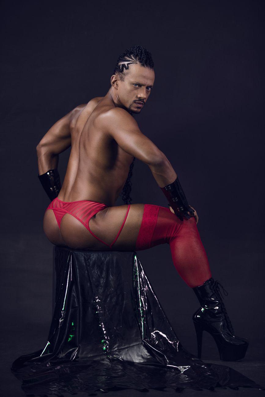 String porte-jarretelles en maille CandyMan 99792, couleur rouge String porte-jarretelles en maille CandyMan 99792, couleur rouge