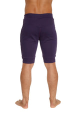 Cuffed yoga short in eggplant purple with elastic waistband and ribbed cuffs for comfortable athletic wear