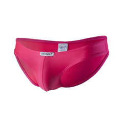 Bright fuchsia joe snyder bikini classic polyester men’s swim trunks with sleek form-fitting design and elastic waistband