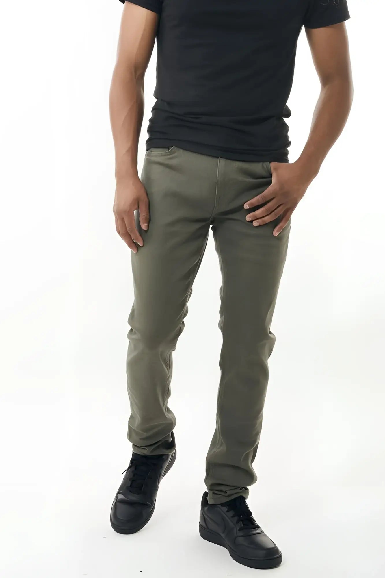 Olive green slim-fit stretch twill pant made from stretch twill fabric for comfortable stylish wear