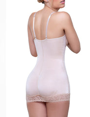 Body gainant avec jupe Abella Vedette 917 et soutien-gorge couleur nude