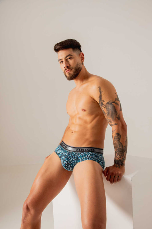 Mundo Unico: Colombian Craftsmanship & Bold Style