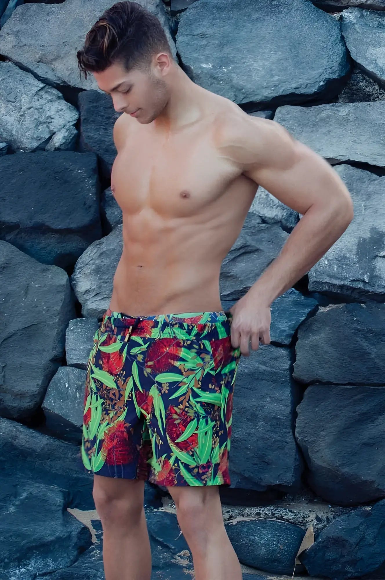 2EROS Australiana shorts swimwear in size XL with vibrant tropical print red green and navy blue foliage patterns