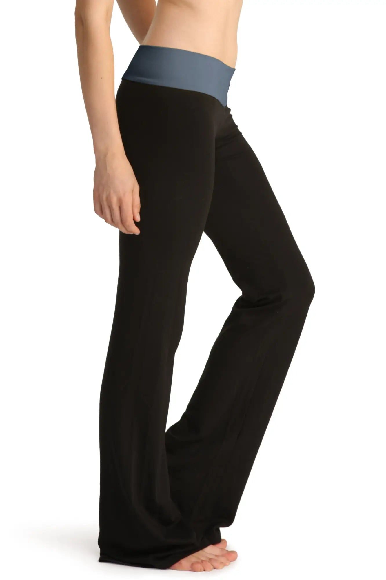 Black 4-rth women’s classic yoga pants with a blue elastic waistband designed for comfort and flexibility