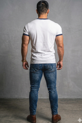 Jed North Herren Muscle-Fit Ringer-T-Shirt - Weiß mit marineblauem Besatz