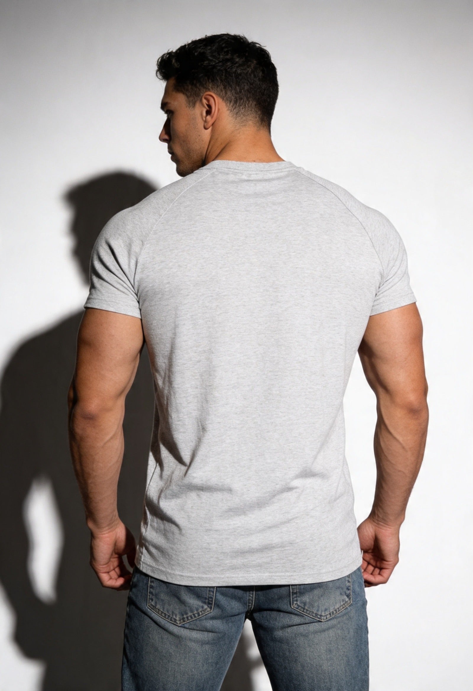 Jed North Herren V-Ausschnitt Muscle-Fit T-Shirt - Hellgrau
