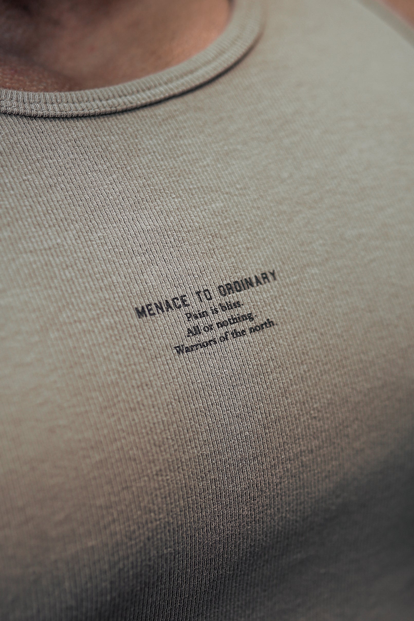 Jed North Herren Ripp-Muskelshirt - Khaki