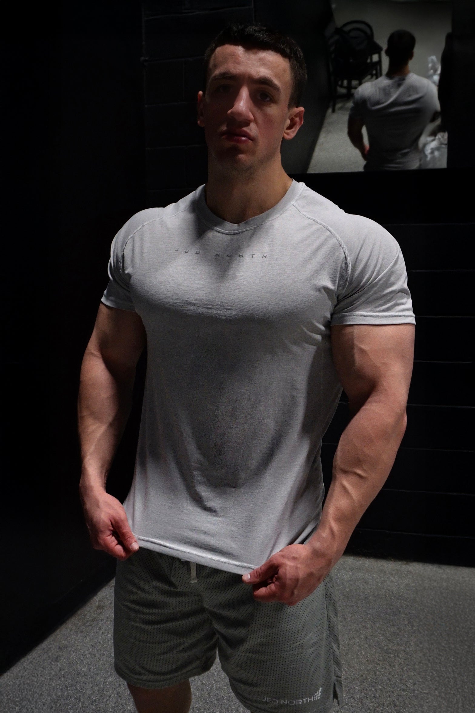 Jed North Herren Agile Kurzarm-Trainingsshirt - Hellgrau