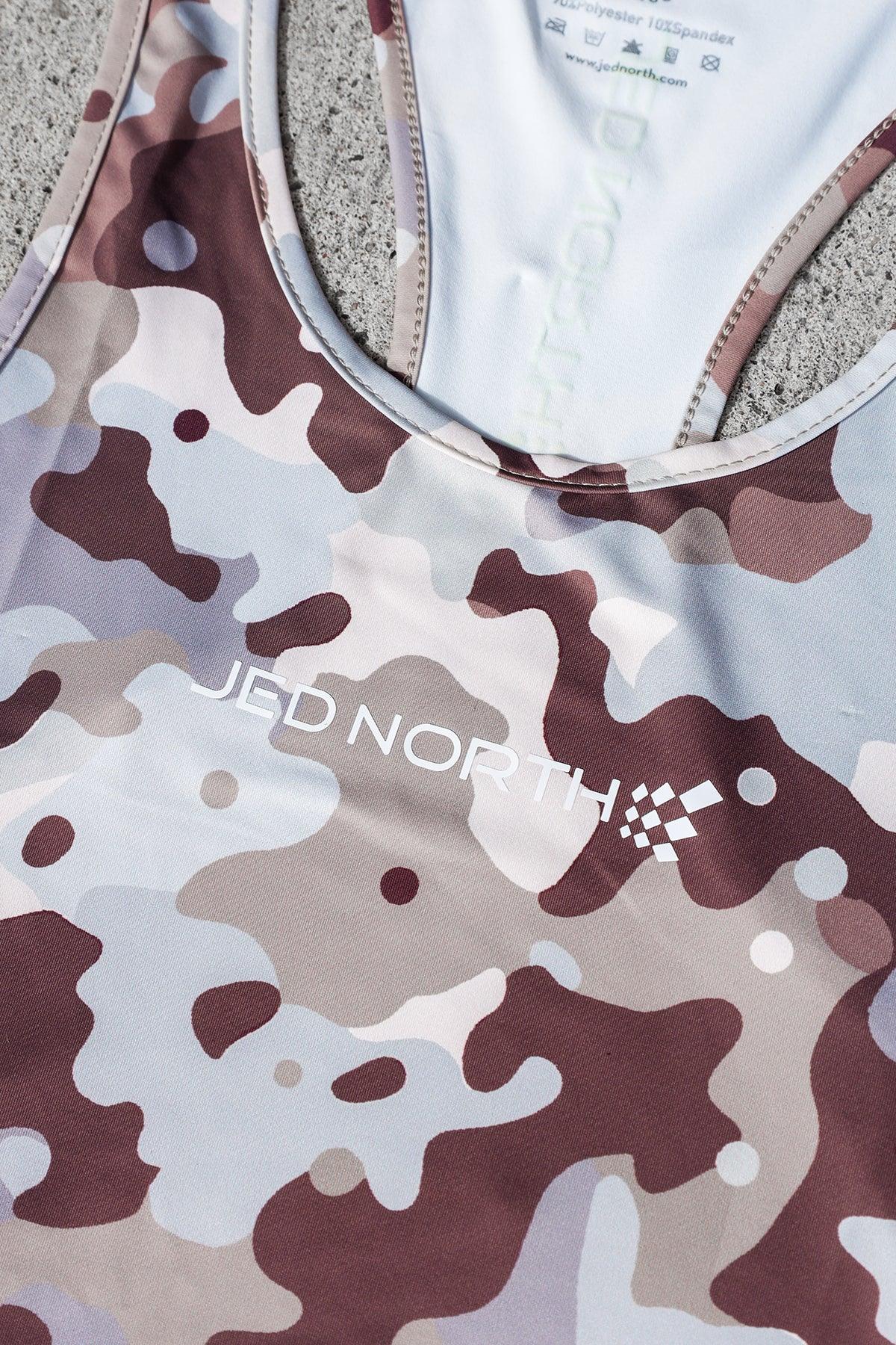 Jed North Herren Muscle-Stringer mit Grafikdruck - Khaki-Camouflage
