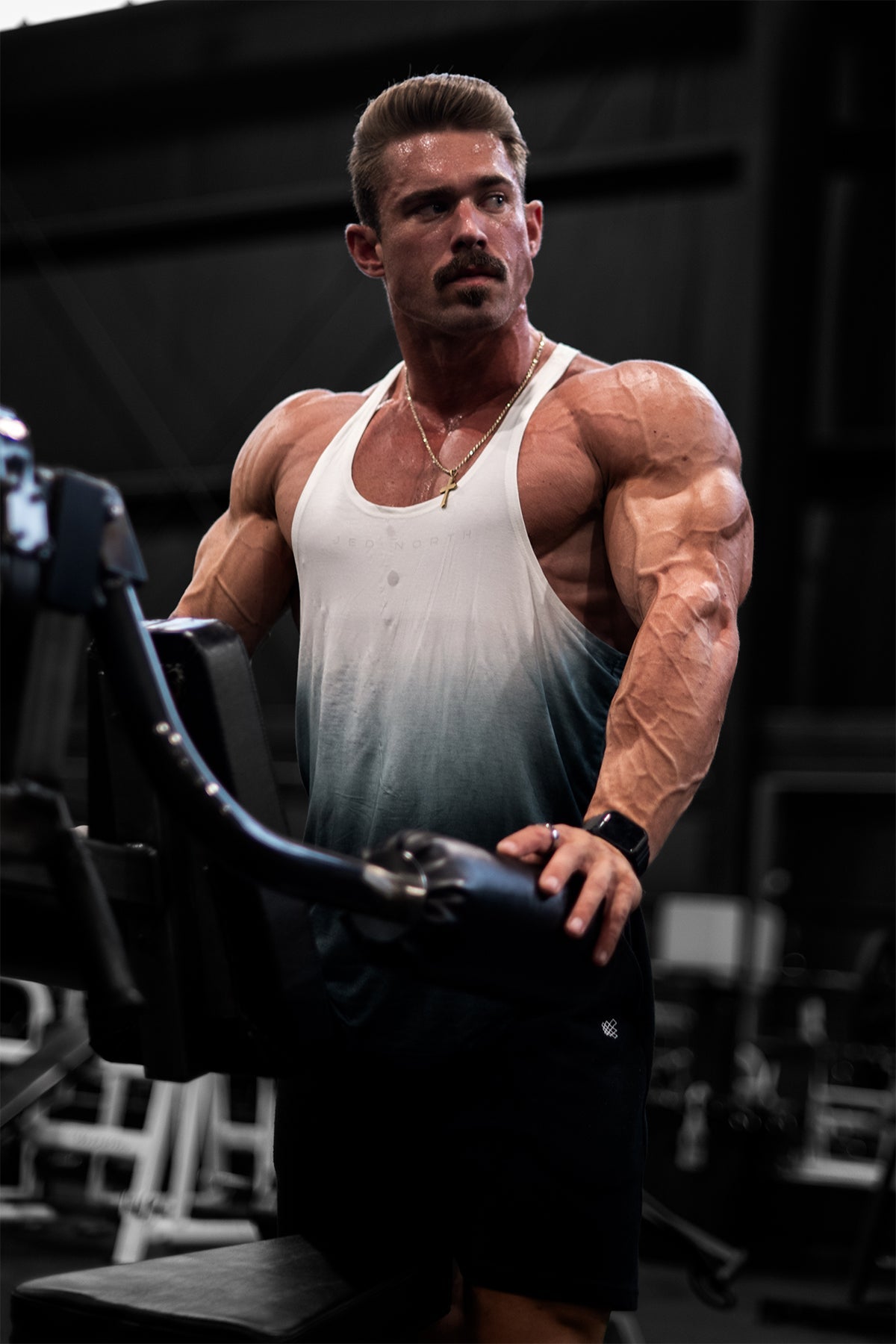 Jed North Herren Classic Bodybuilding Racerback Stringer - Black Ombre