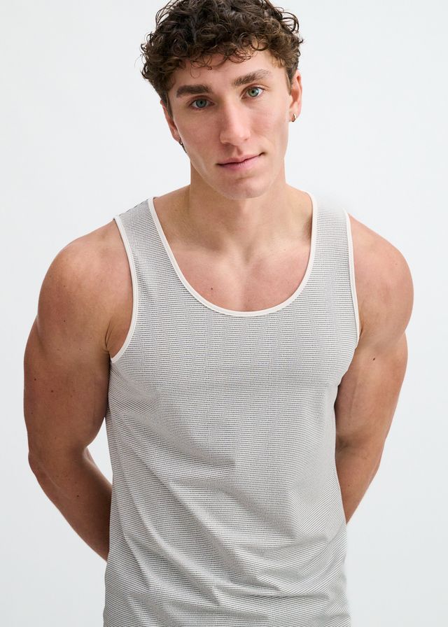 ST33LE Textured Stretch Mesh Performance Tank - White/Black