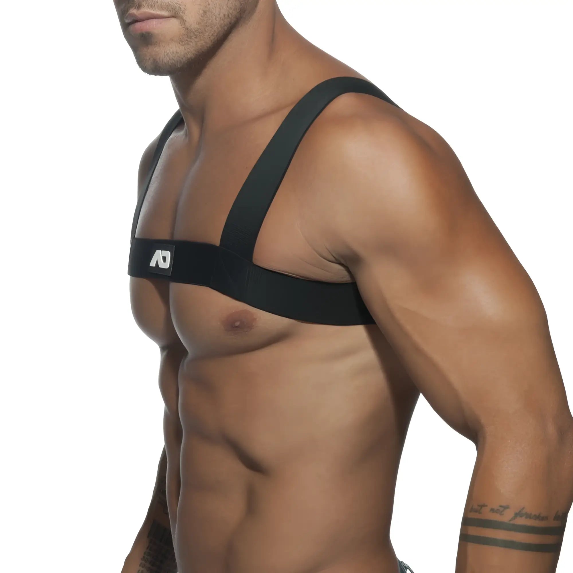 Black ad basic harness chest strap with adjustable shoulder straps for secure fit and comfort