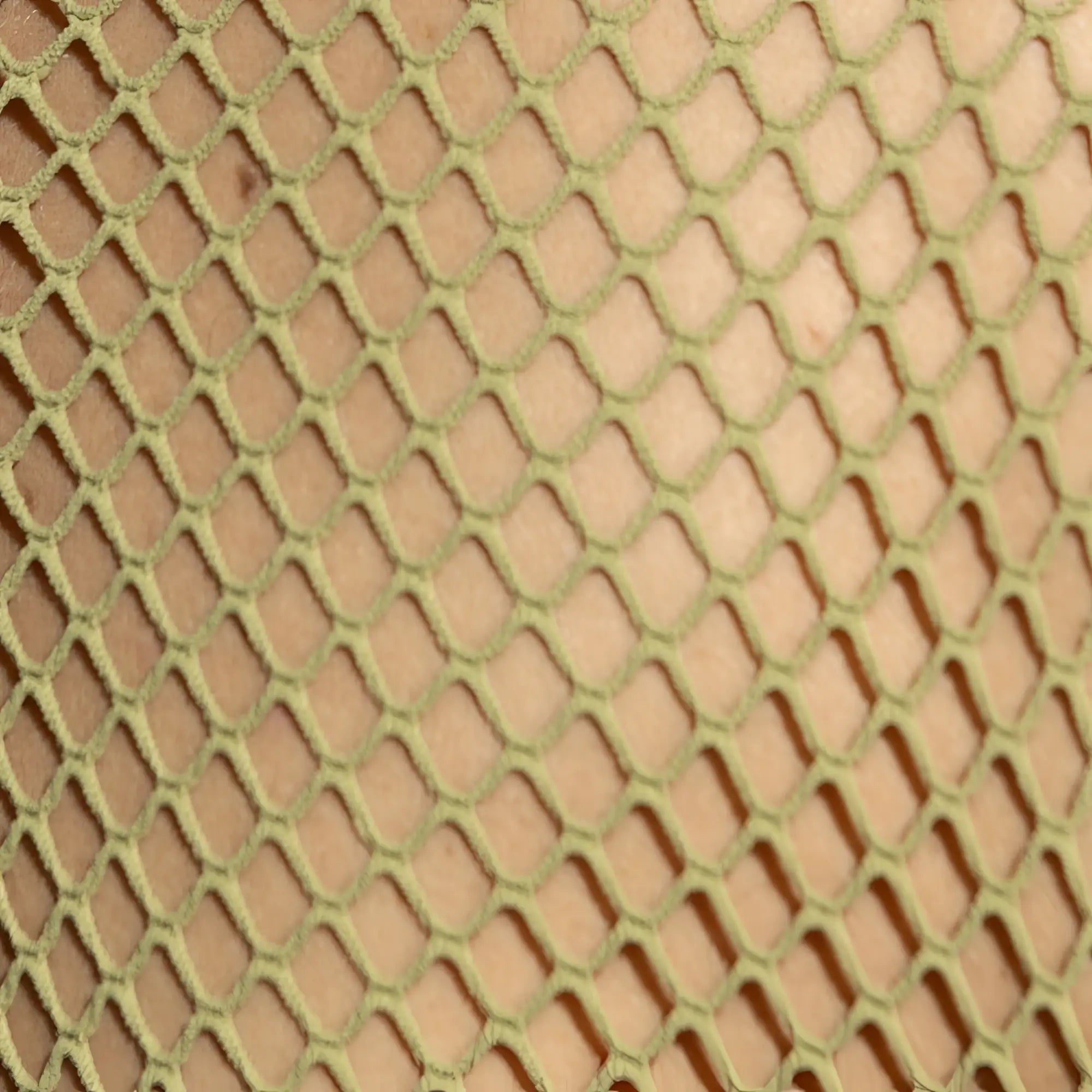 Oliv green mesh beachy net tank top with diamond-shaped pattern and breathable fabric for casual wear