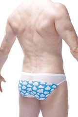 Blue and white cloud-patterned bikini prix nuage swim trunks with a solid white waistband for beachwear
