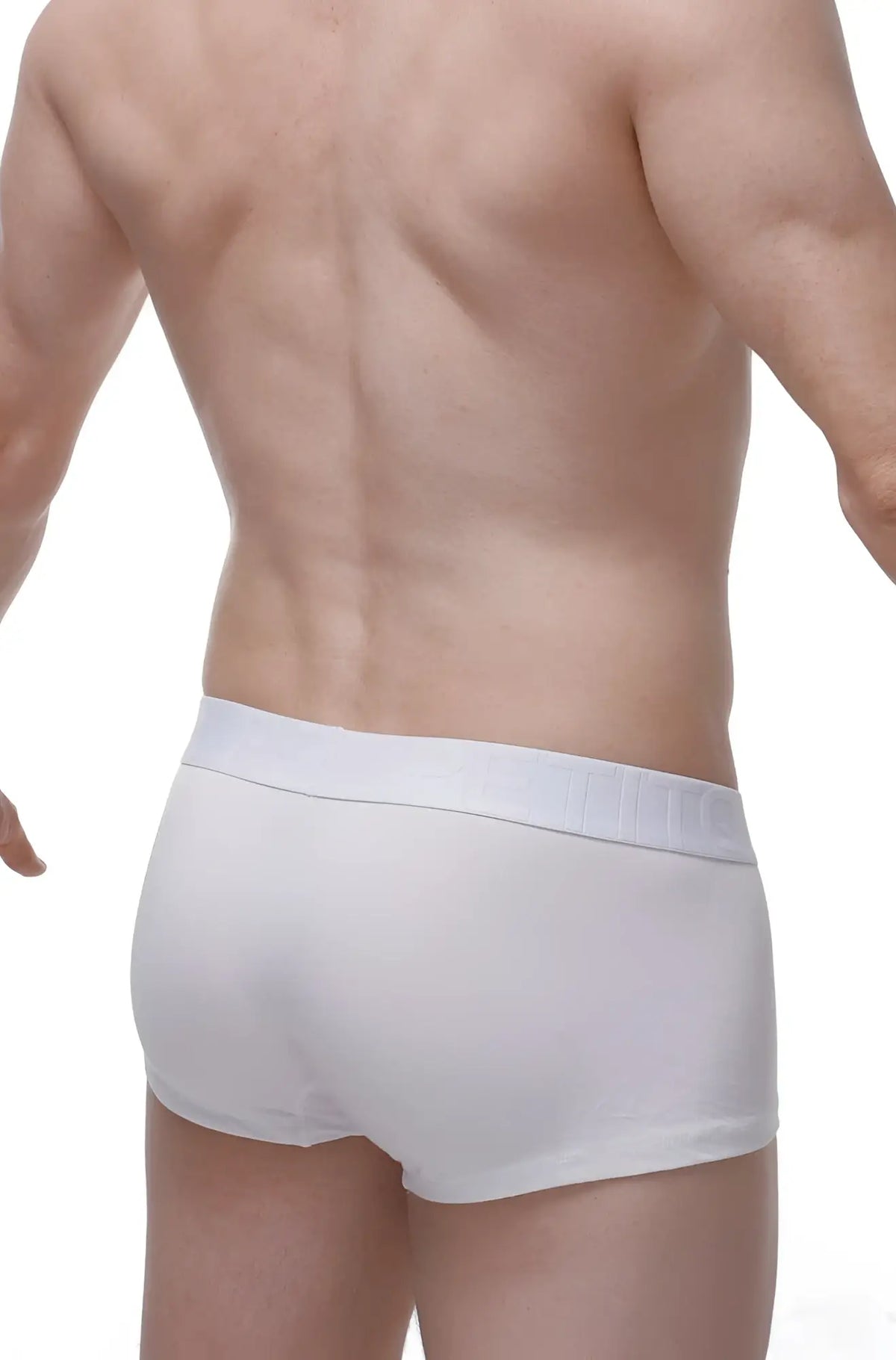 White cotton boxer løve briefs with smooth fitted design and elastic waistband for comfortable wear