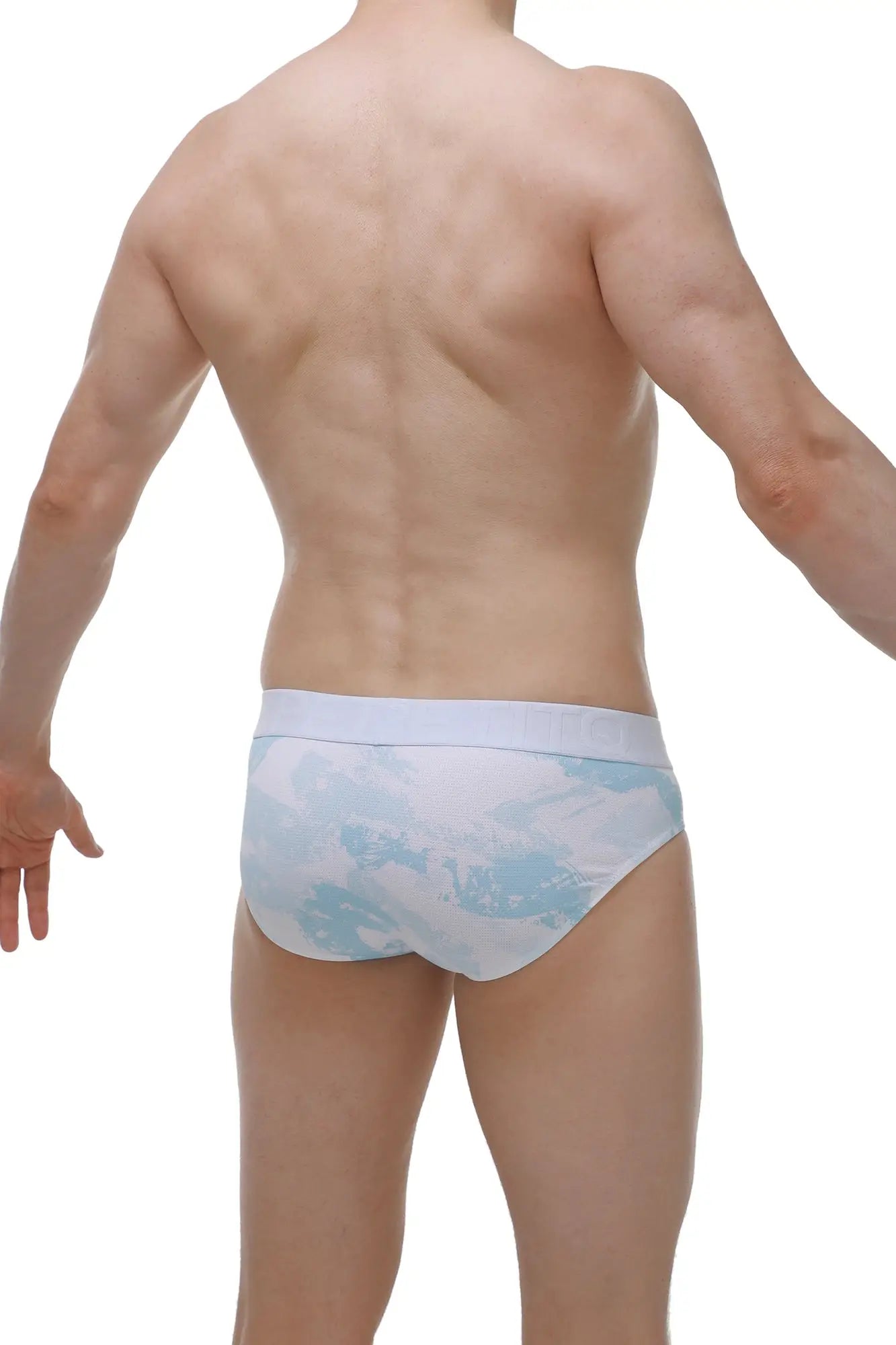 Light blue and white patterned men’s briefs with subtle geometric design from Brief Dome Marbre Sky Blue collection