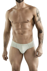 Light green clever 1781 maya briefs with smooth form-fitting design in breathable fabric for athletic use