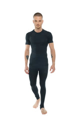 Black short-sleeved compression base layer set with raglan crew-neck in carbon black for athletic performance