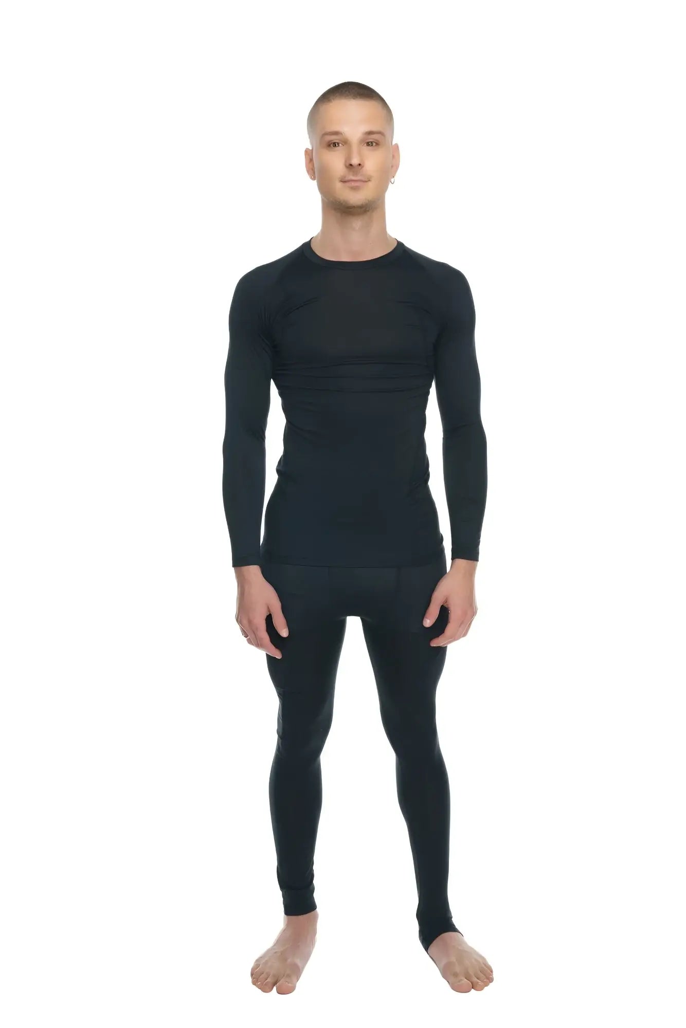 Black long-sleeved compression base layer set with raglan crew-neck in carbon black for athletic wear