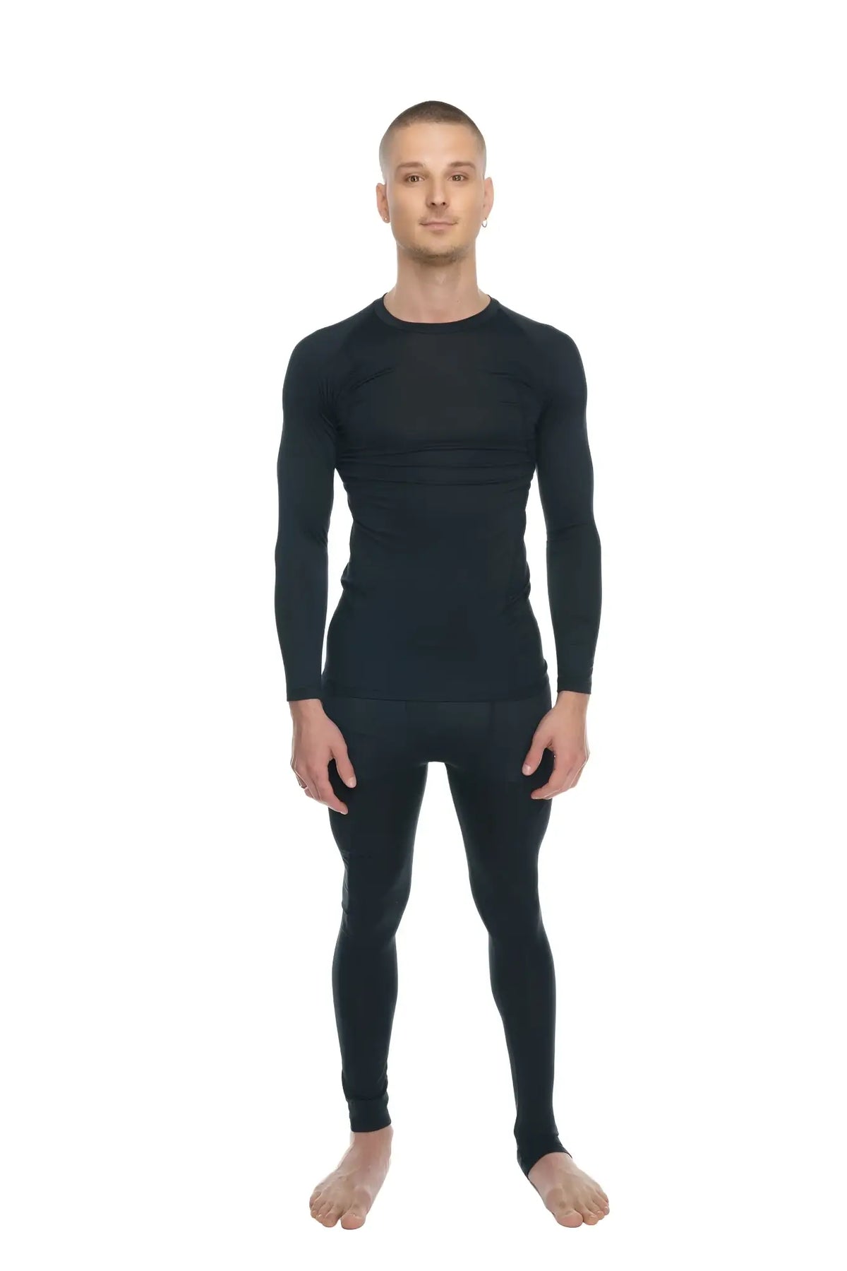 Black long-sleeved compression base layer set with raglan crew-neck in carbon black for athletic wear