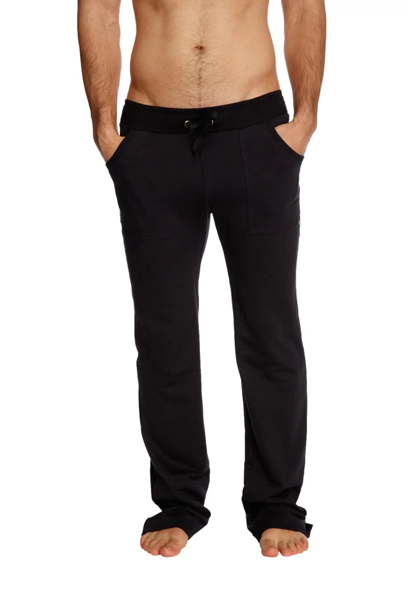 Black eco-track and yoga sweatpants with relaxed fit and side pockets made from sustainable material