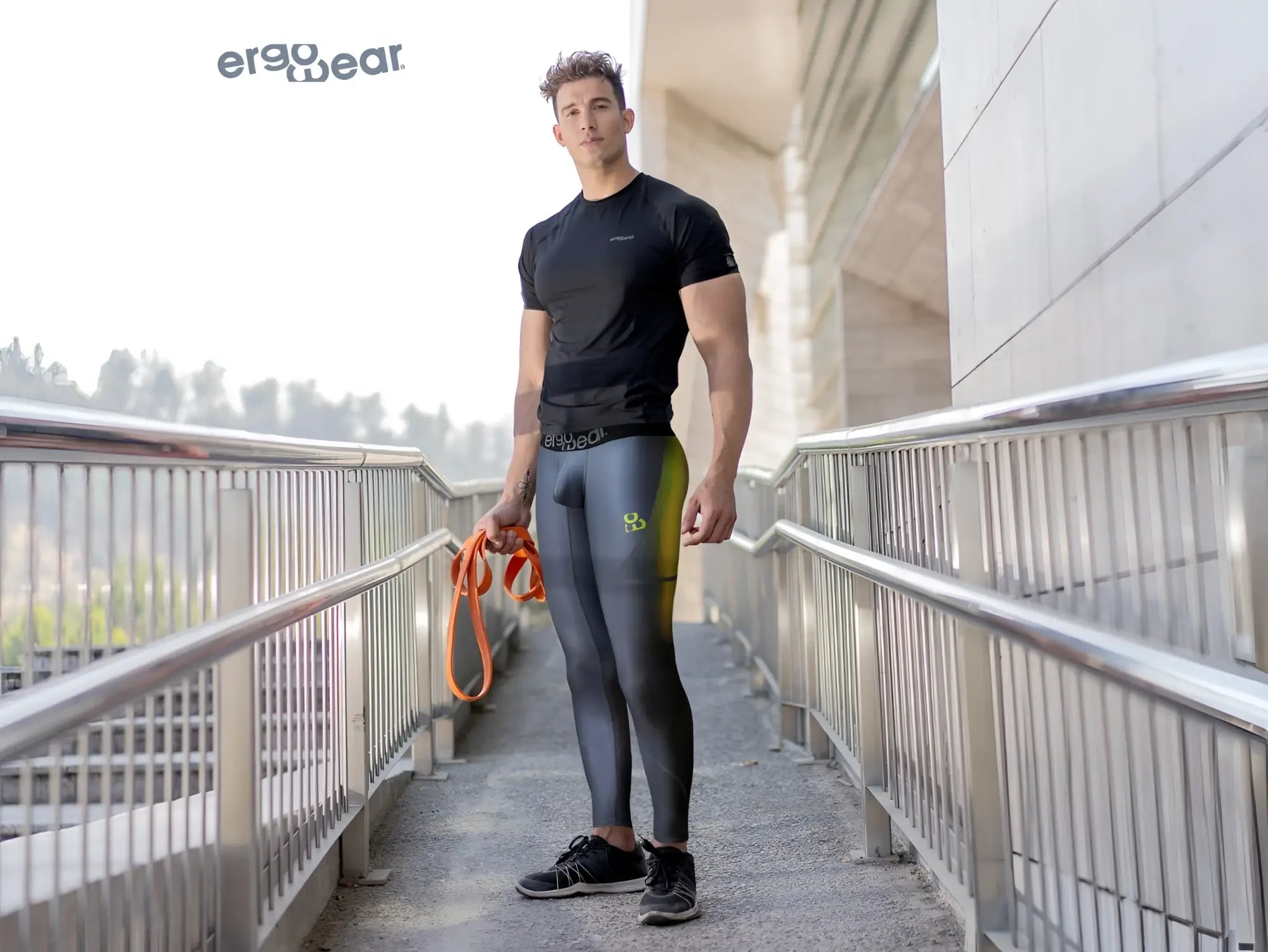 Ergowear ew1604 max se athletic pants in gray green black compression leggings with subtle thigh logo