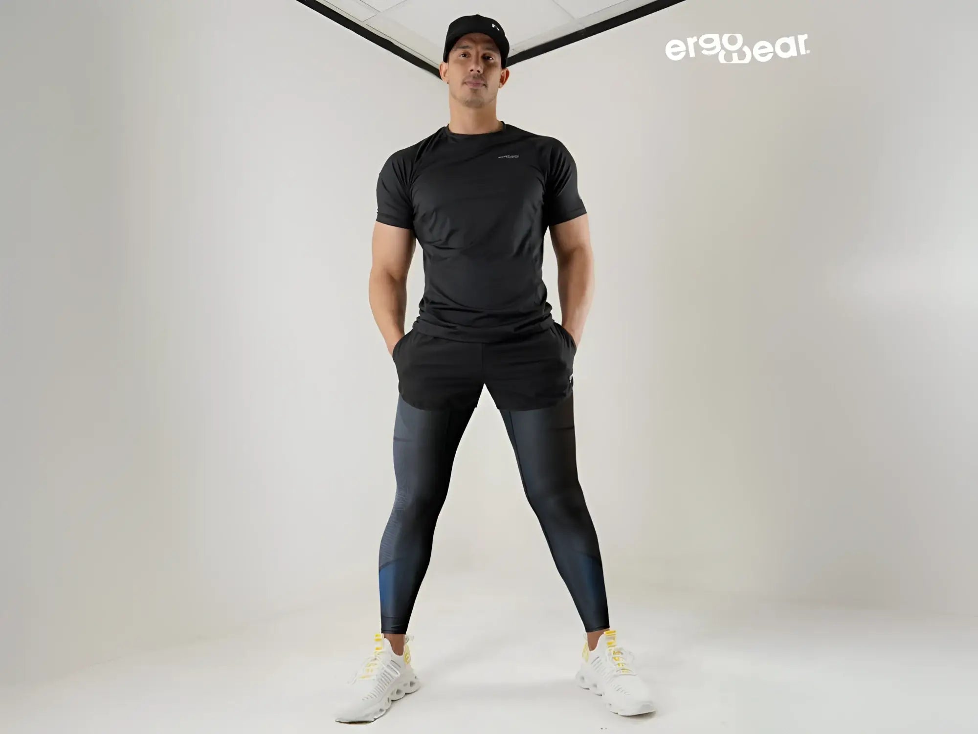 Ergowear ew1606 max se dark gray athletic leggings with subtle gradient finish and sleek form-fitting design