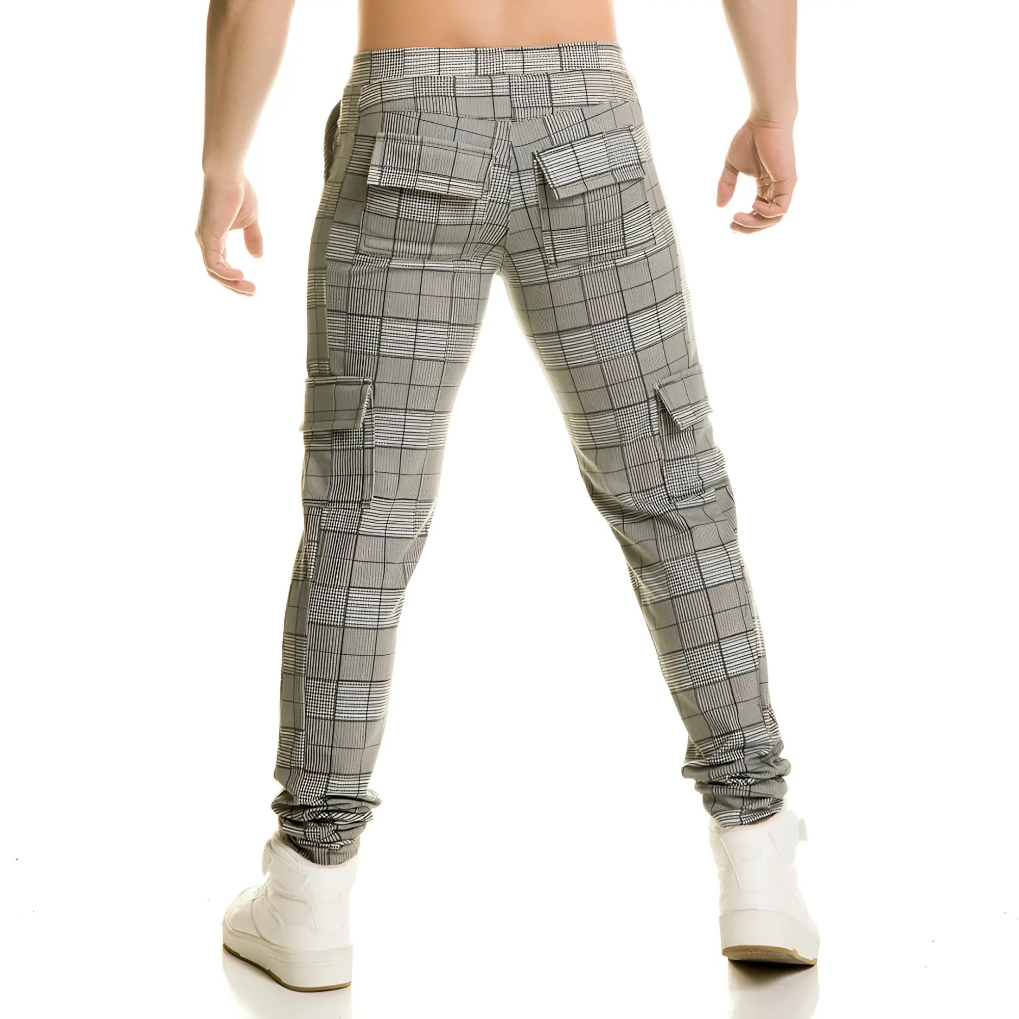 Gray plaid gigo square sportpants with multiple cargo pockets and a tapered fit for casual wear