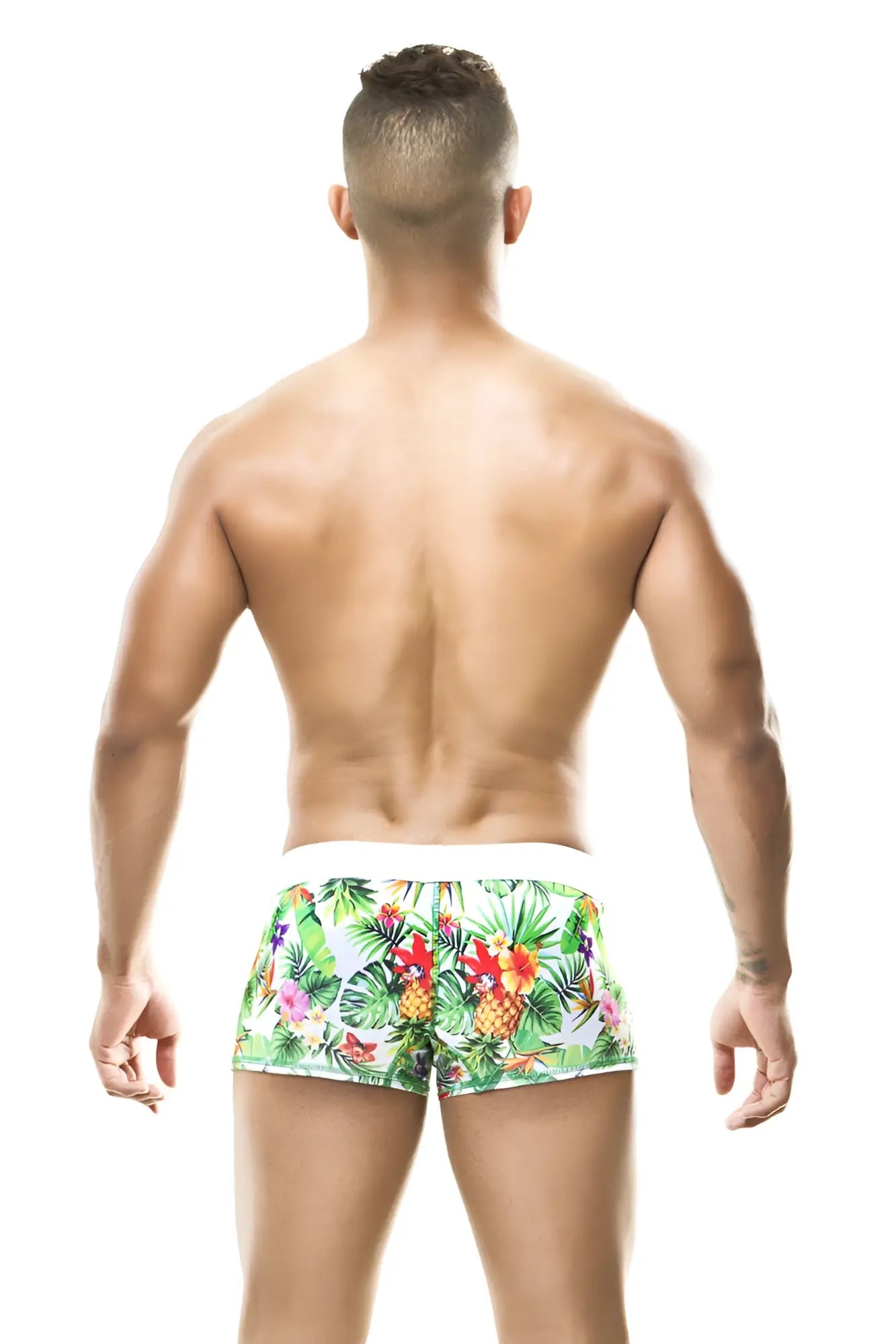 Vibrant tropical print gigo tropic boxer underwear with white waistband in size m for comfortable daily wear