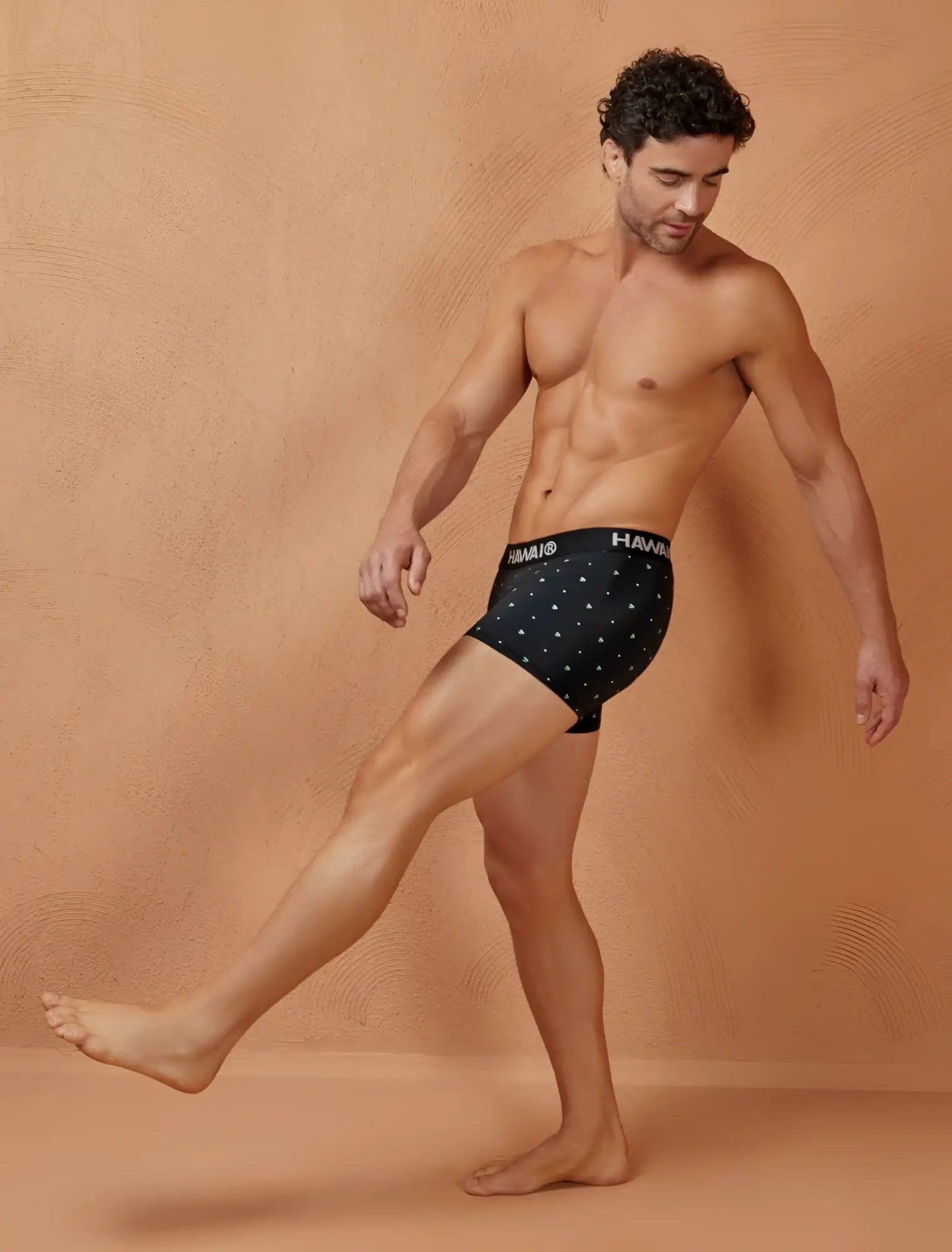 Black h&m men’s microfiber briefs with white polka dots in hawai 42570 trunk style color black