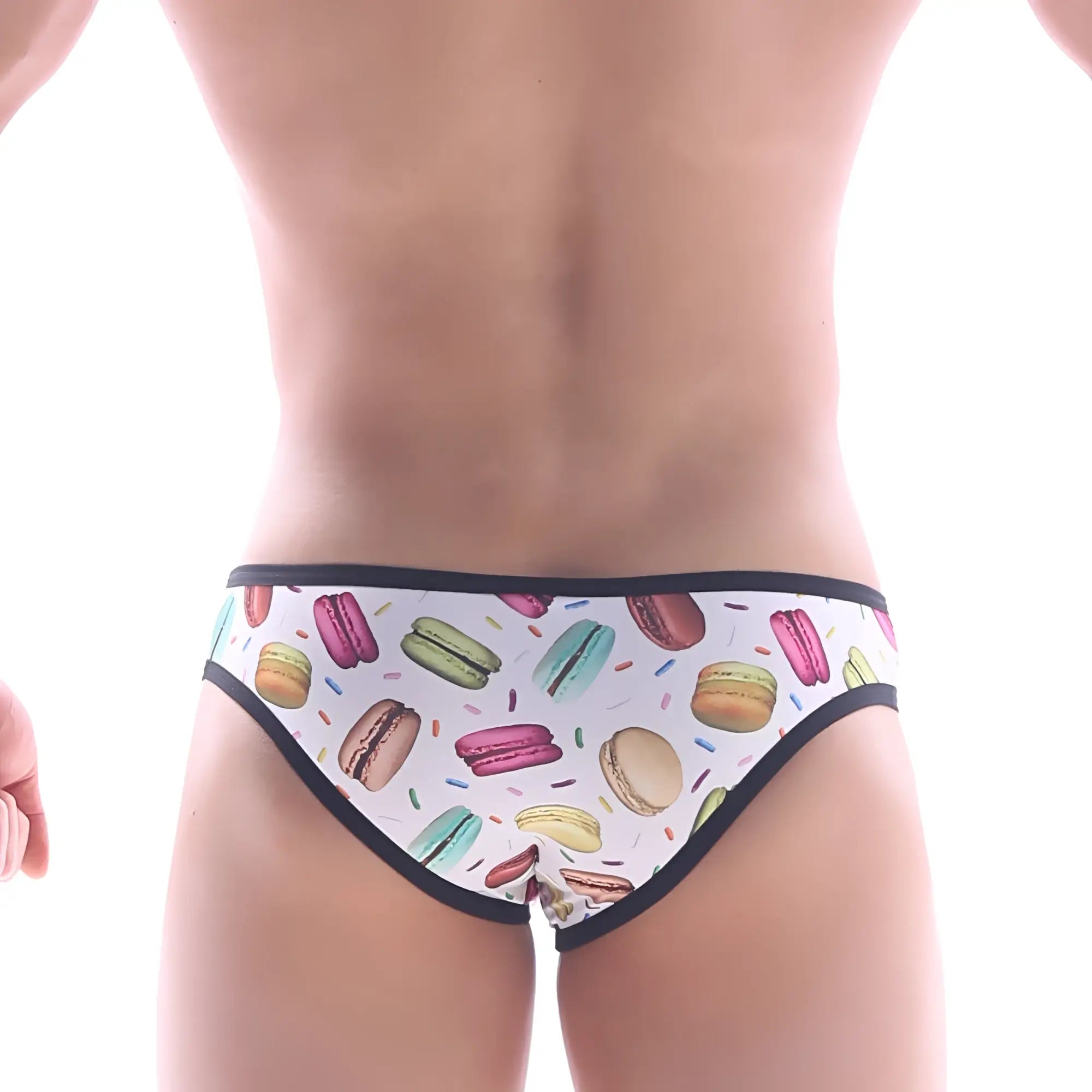 White briefs metro malewear focus brief macaron 6107-32 with playful pink green yellow beige macaron pattern and black trim