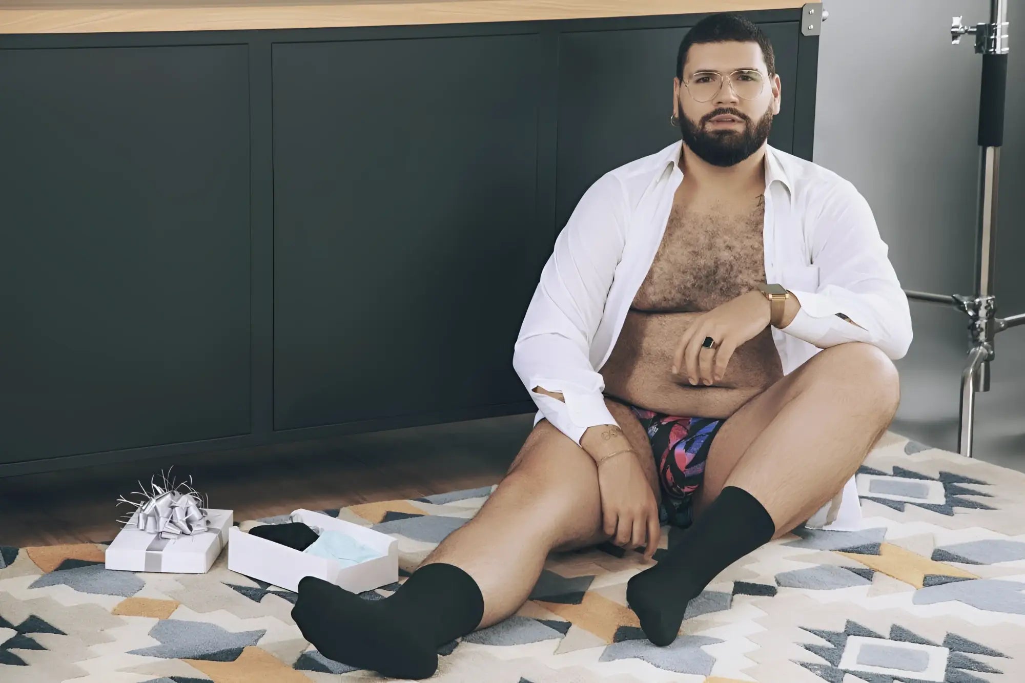 Man wearing black socks modeling pikante PIK 0989X jartum briefs in black showing front side