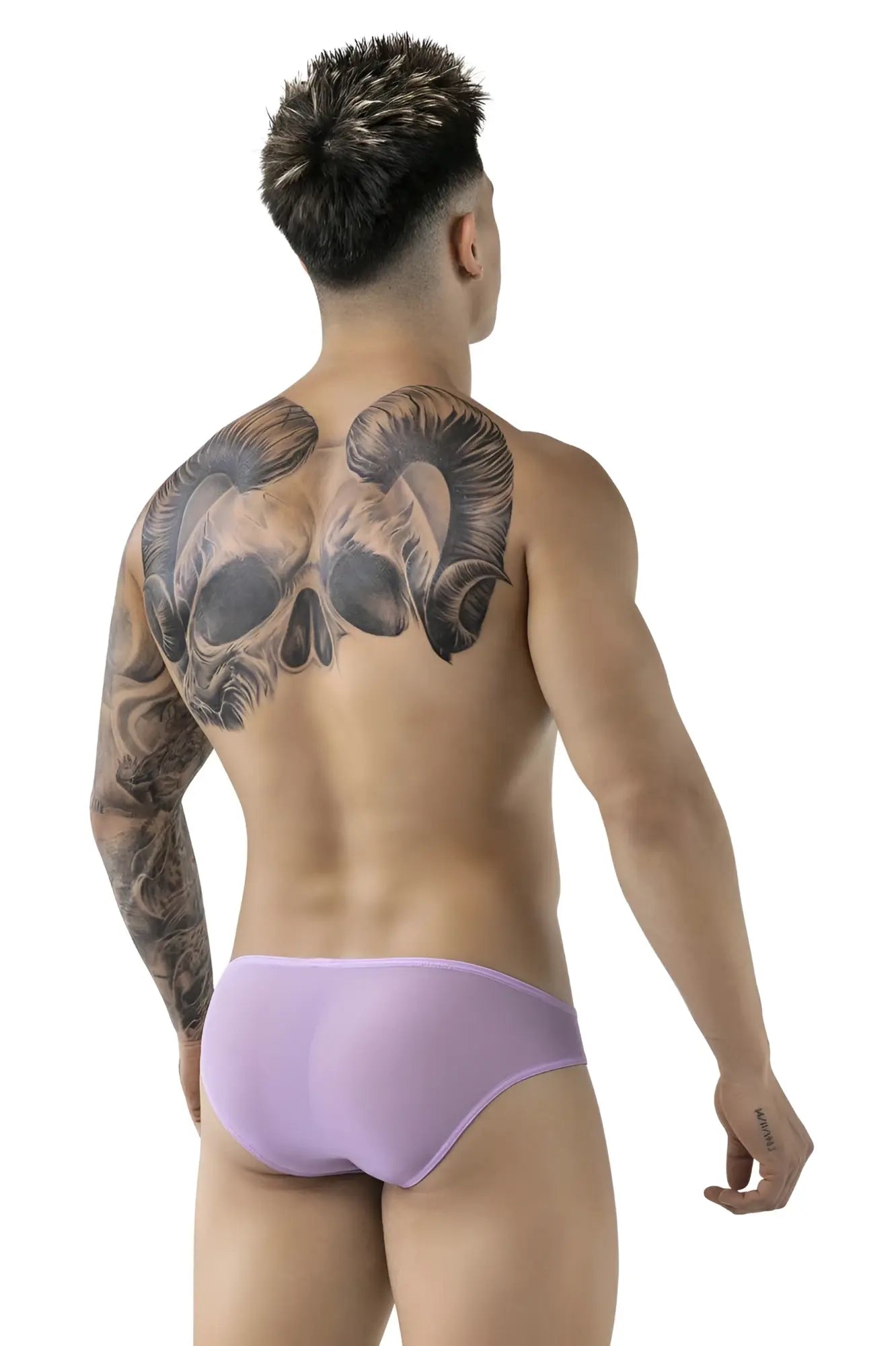 Lavender-colored pikante pik 1822 luxury briefs with smooth stretchy fabric and form-fitting design in lilac color