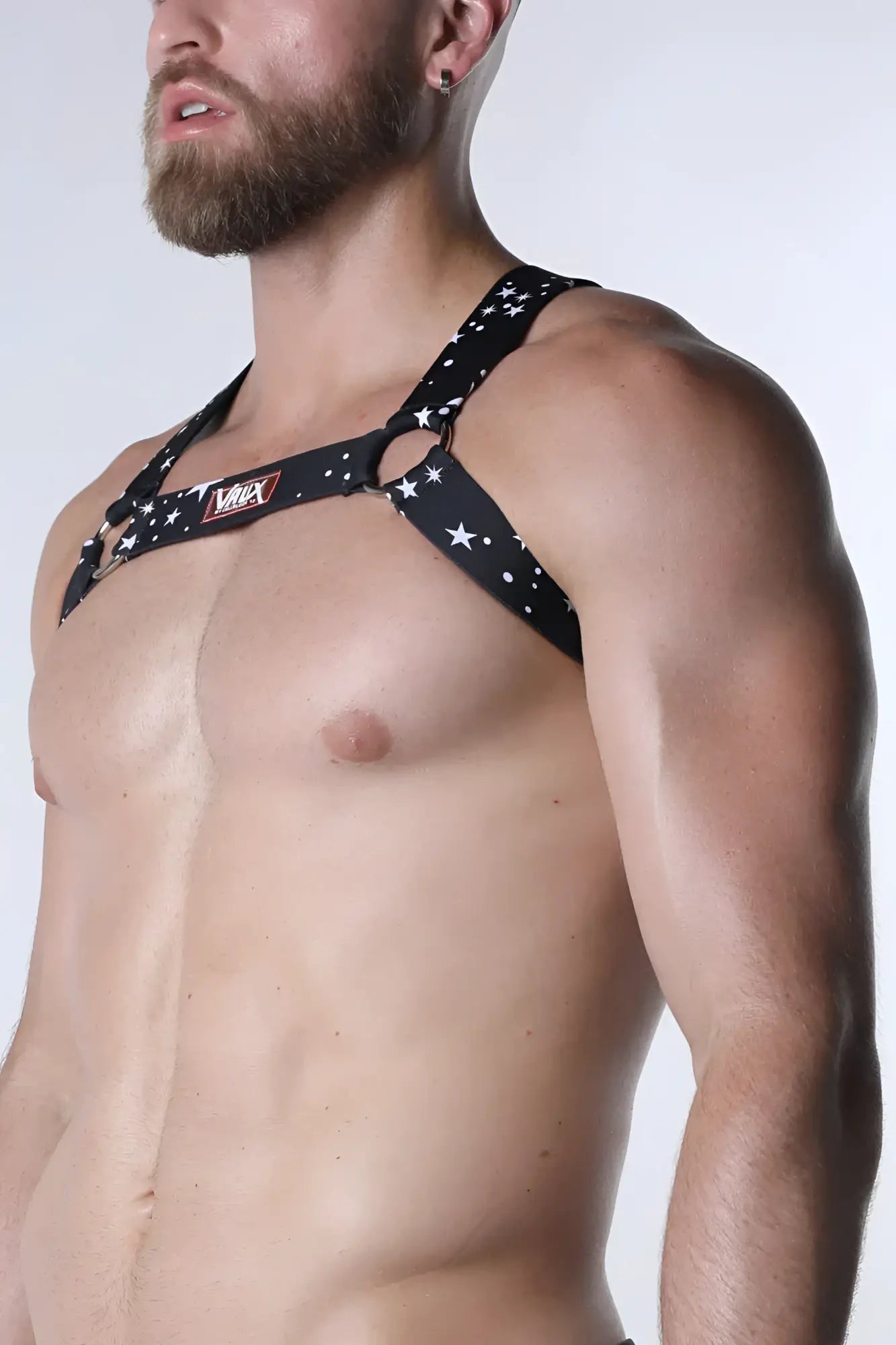 Pulse elastic harness featuring black star pattern with white stars and red vix logo on the strap