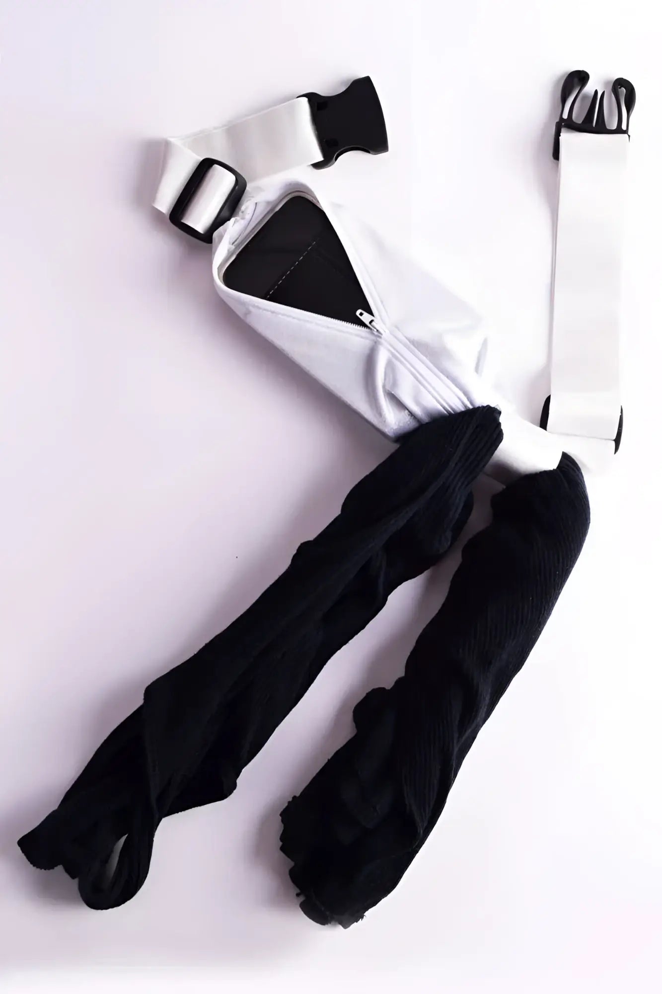 SsbAG runing belt white nylon fanny pack with black zipper and adjustable straps for comfortable running use
