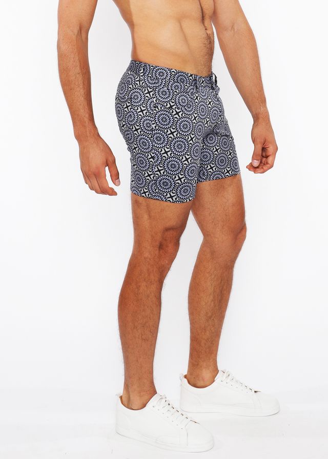 PRINTED STRETCH KNIT SHORT