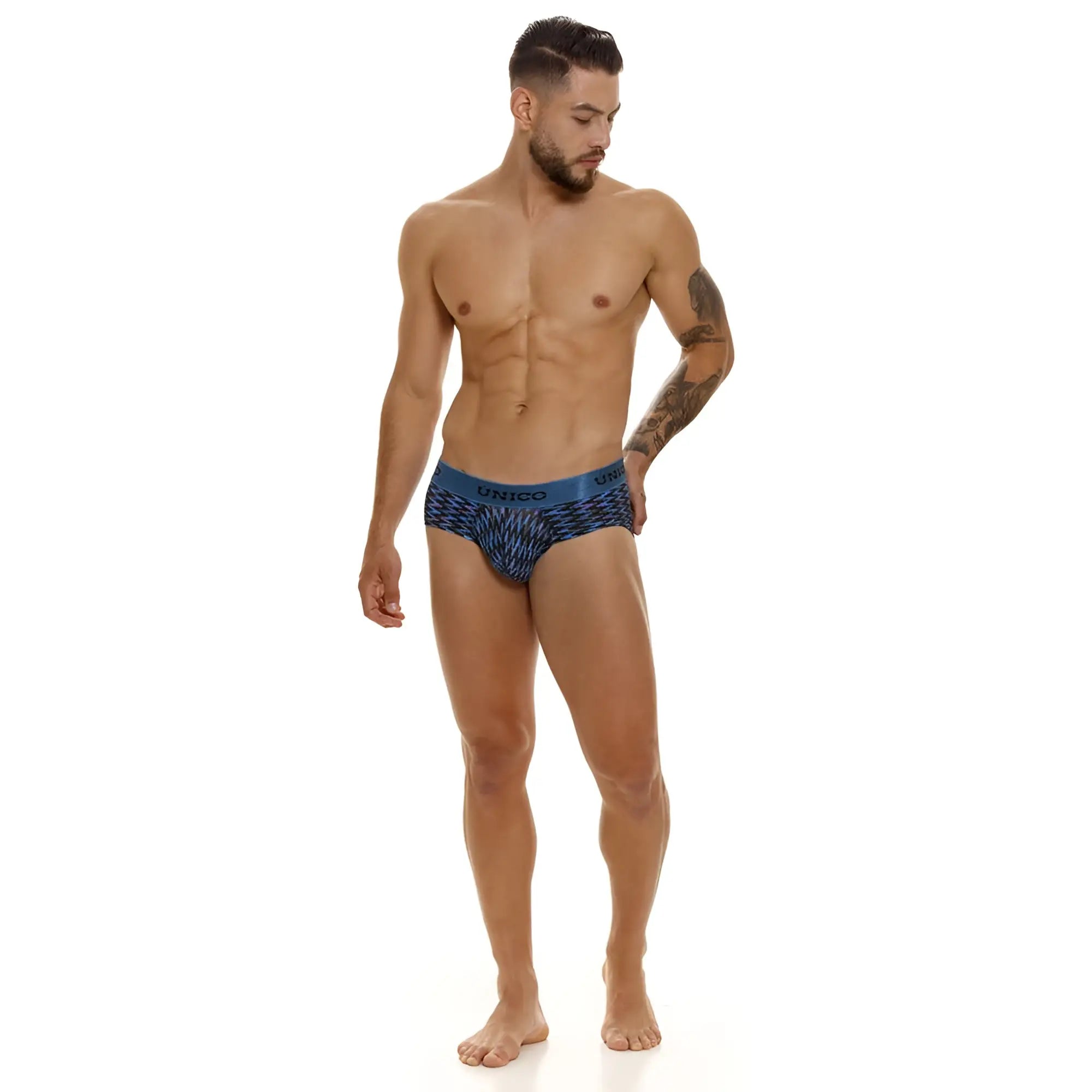 Unico 23080101121 filamento briefs in blue with a textured design featuring a blue patterned unico men’s brief