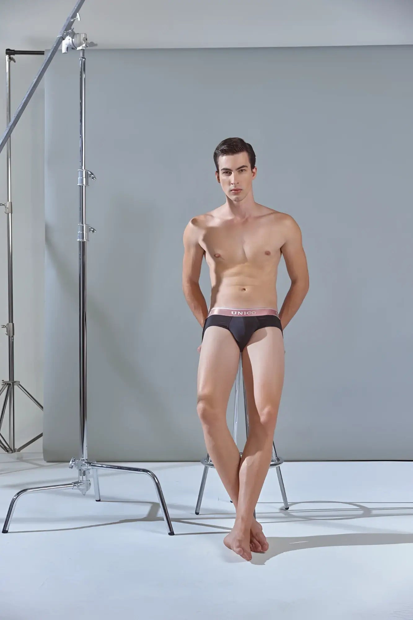 Black unico 24110101108 oro rosa briefs with pink uniqlo logo waistband for comfortable everyday wear