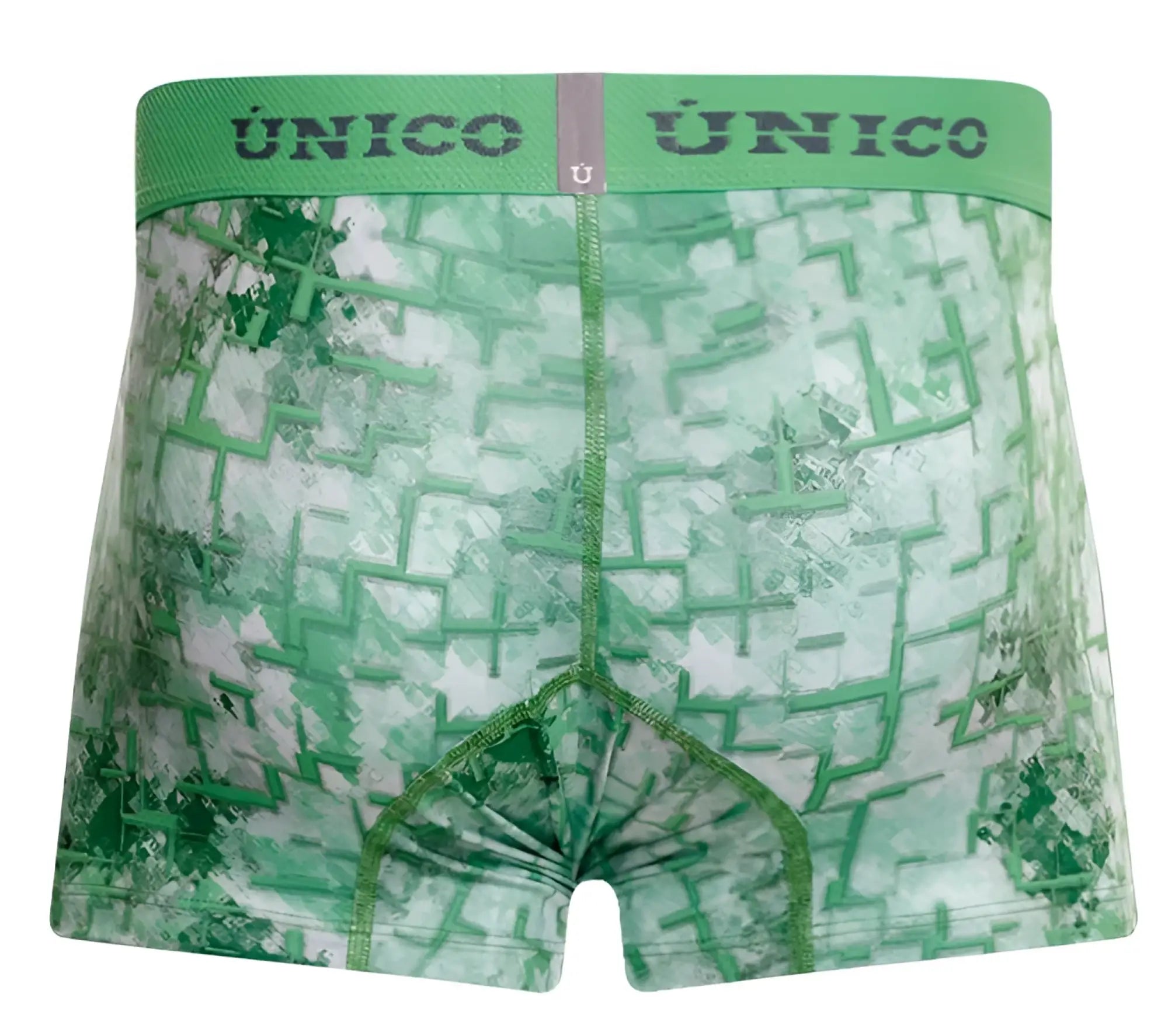 Green patterned men’s boxer briefs with maze design and único branding on the waistband in piramide trunks style