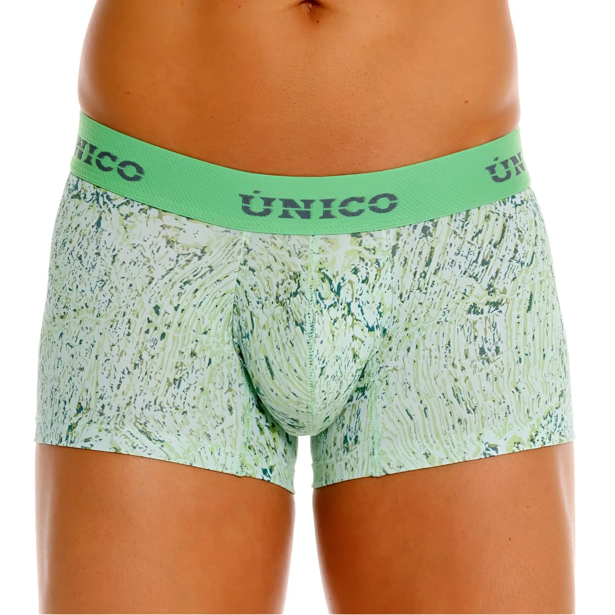 Light green and white patterned unico men’s boxer briefs with matching elastic waistband color 43-green