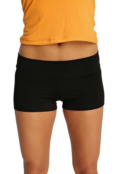Womens yoga transition short in black with a wide elastic waistband and a form-fitting design